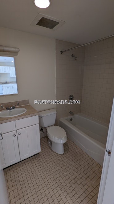 Boston - 1 Beds, 1 Baths