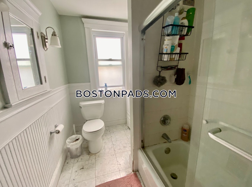 SOMERVILLE - MAGOUN/BALL SQUARE - 5 Beds, 2 Baths - Image 11