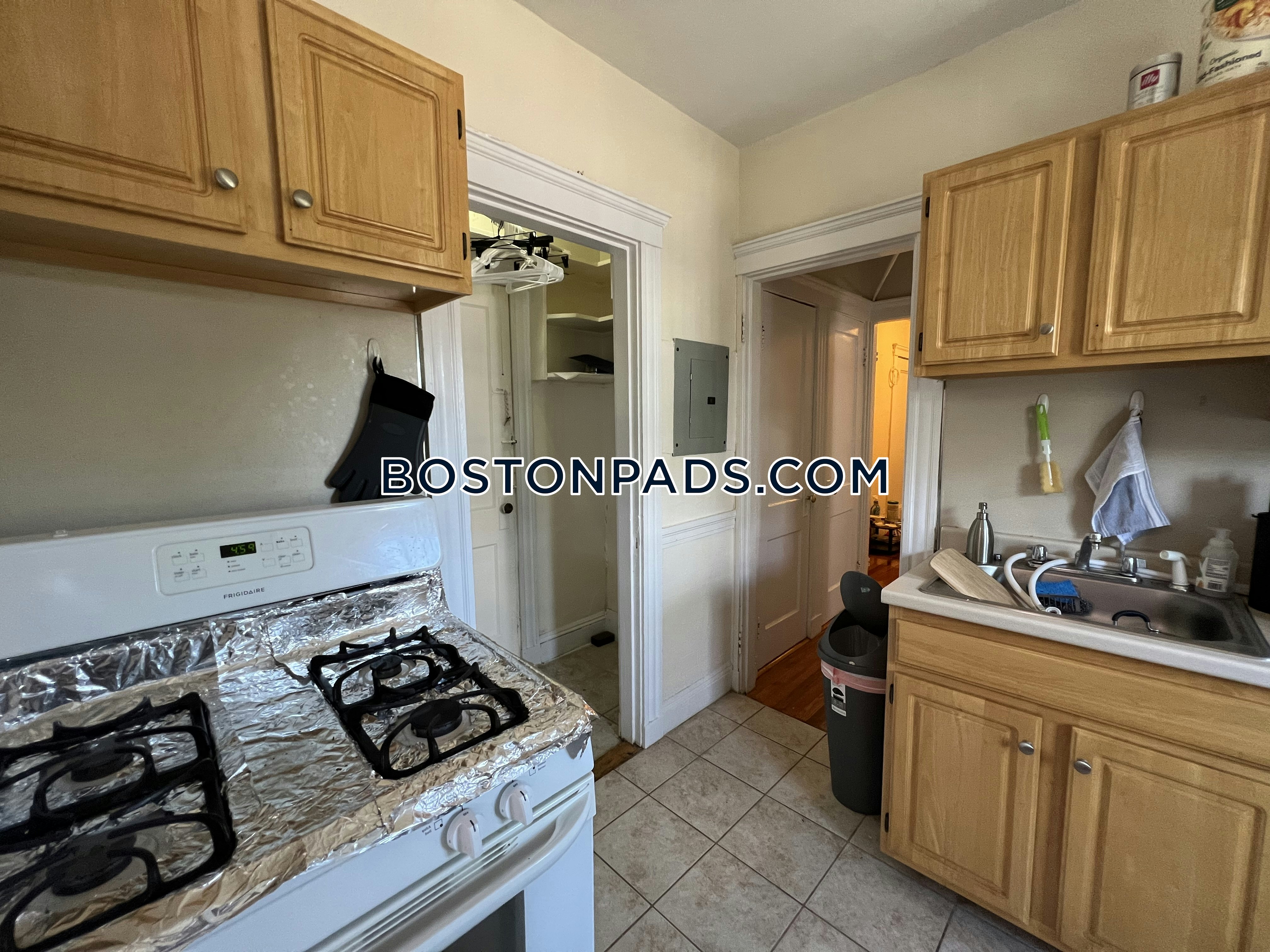 Washington St./ Allston St. - Brighton, Boston, MA - 2 Beds, 1 Bath - $2,800 - ID#3743919