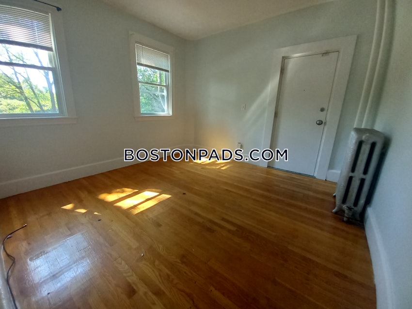 BOSTON - BRIGHTON - CLEVELAND CIRCLE - 3 Beds, 2 Baths - Image 22