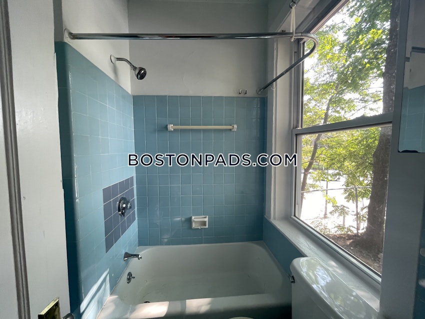 BOSTON - ALLSTON - 1 Bed, 1 Bath - Image 20