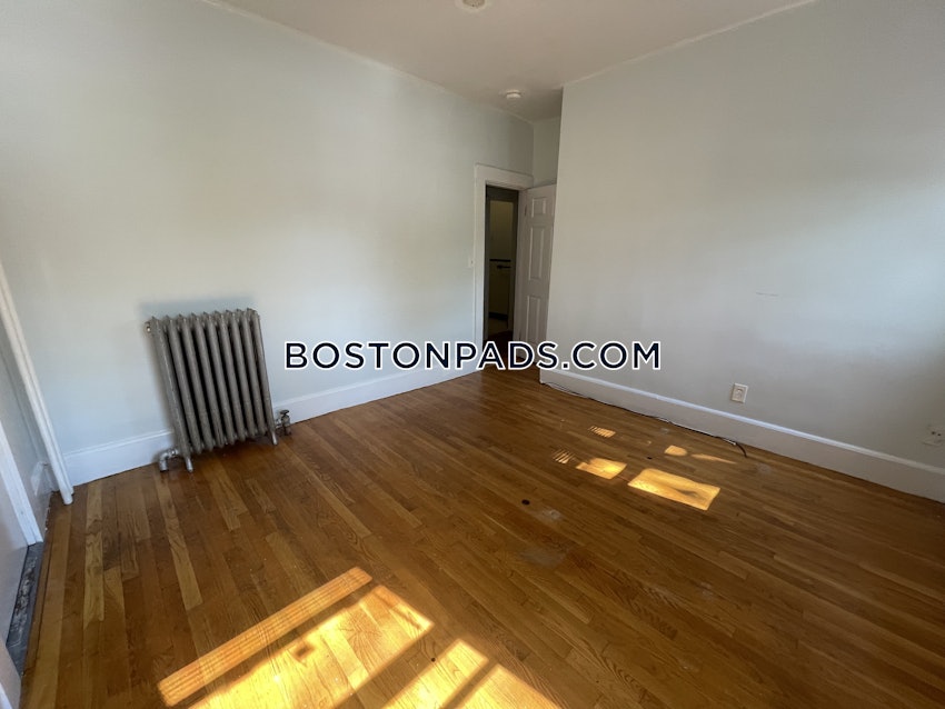 BOSTON - BRIGHTON - CLEVELAND CIRCLE - 7 Beds, 2 Baths - Image 18