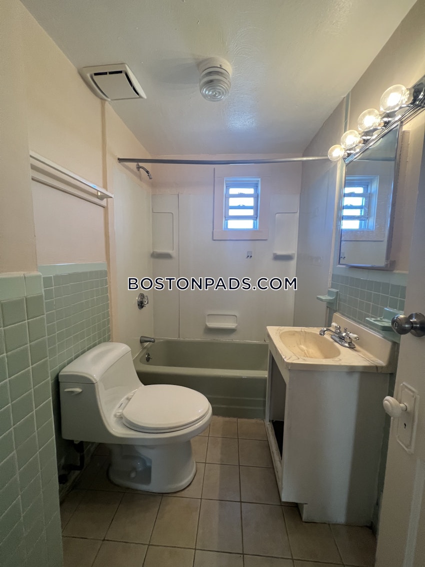 SOMERVILLE - EAST SOMERVILLE - 3 Beds, 1 Bath - Image 20