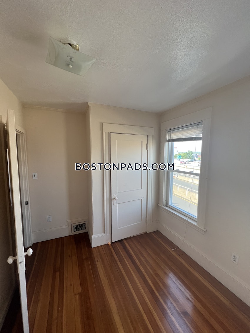 SOMERVILLE - EAST SOMERVILLE - 3 Beds, 1 Bath - Image 19