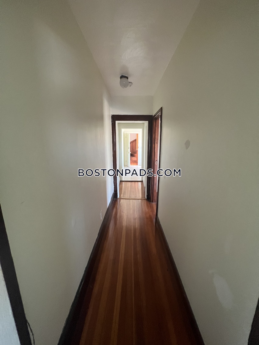 SOMERVILLE - EAST SOMERVILLE - 3 Beds, 1 Bath - Image 19