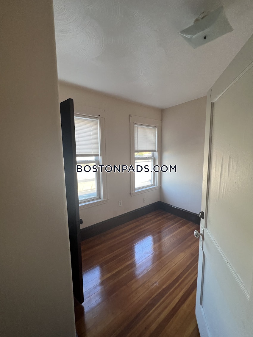 SOMERVILLE - EAST SOMERVILLE - 3 Beds, 1 Bath - Image 18