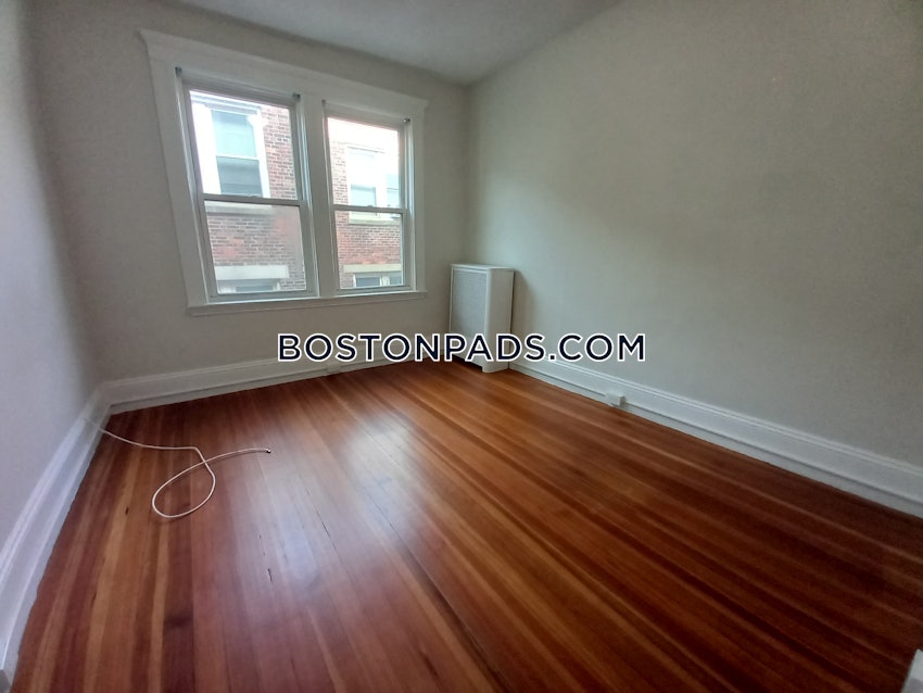 BOSTON - BRIGHTON - CLEVELAND CIRCLE - 3 Beds, 1 Bath - Image 18