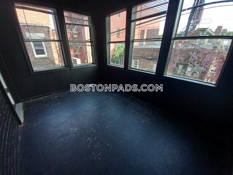 Orkney Rd. Boston photo 28