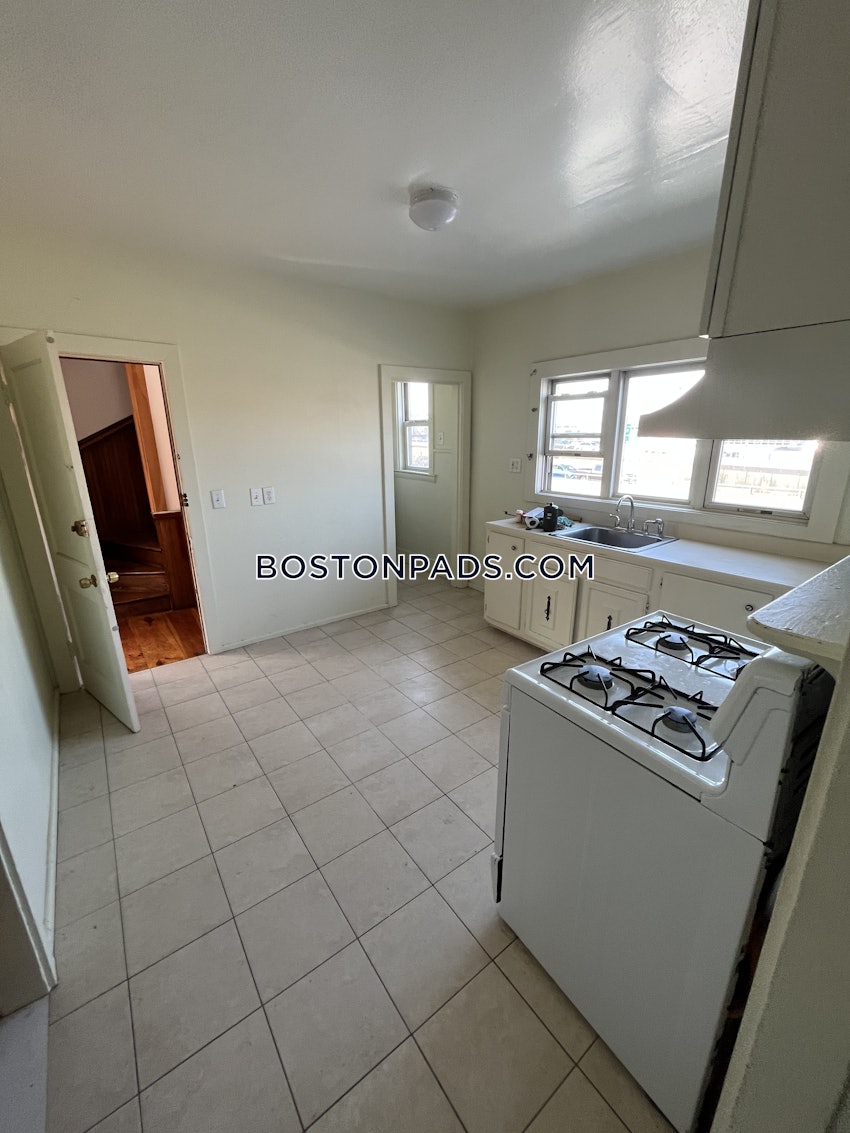 SOMERVILLE - EAST SOMERVILLE - 3 Beds, 1 Bath - Image 28