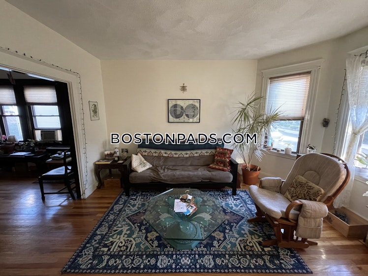 Frederick Ave., Medford