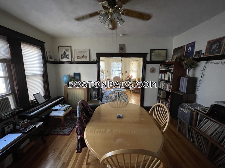 Frederick Ave., Medford