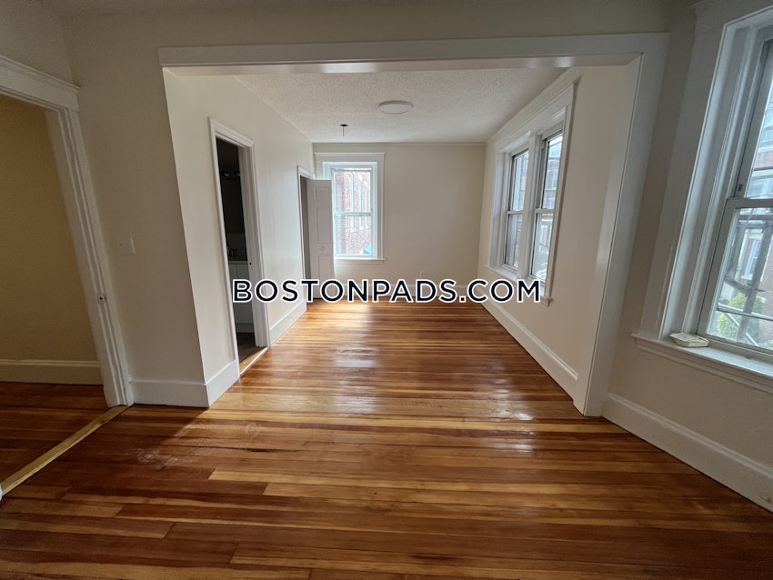 BOSTON - ALLSTON - 3 Beds, 1 Bath - Image 14