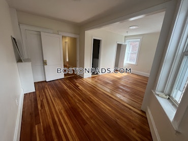 Boston - 3 Beds, 1 Baths