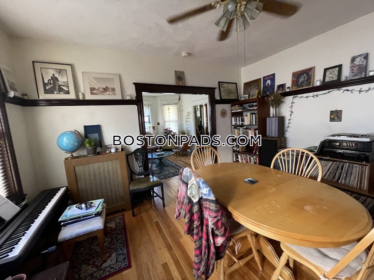 Frederick Ave., Medford