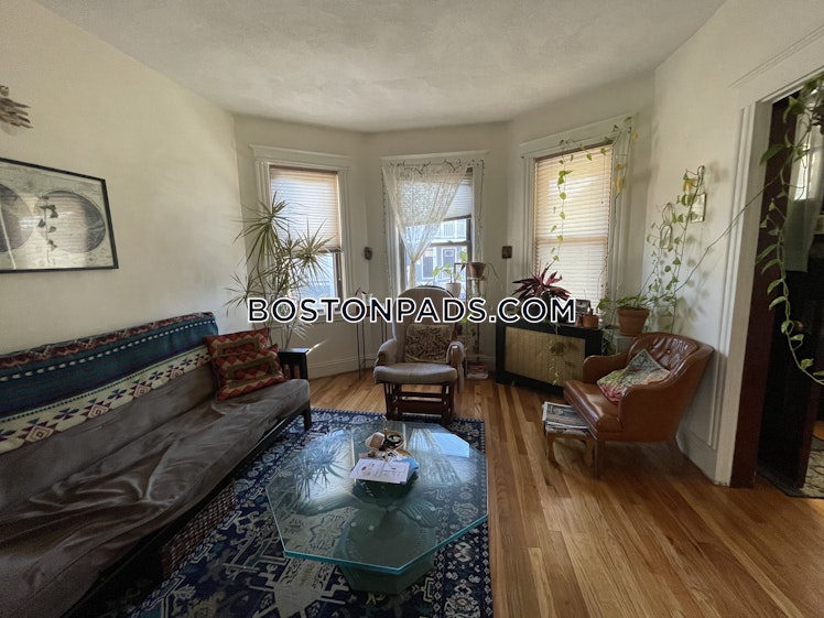 Frederick Ave., Medford