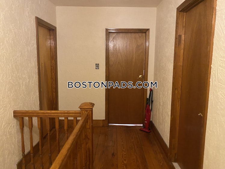 Bristol Rd., Medford