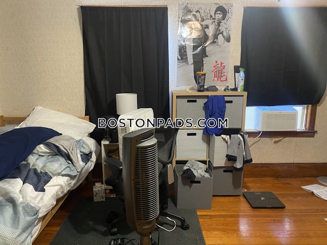 Medford - $6,000+ /mo