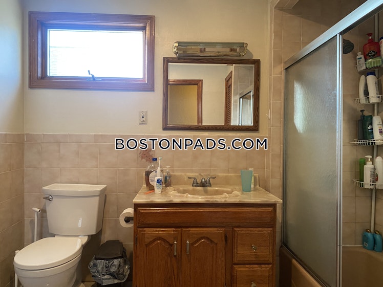 Bristol Rd., Medford