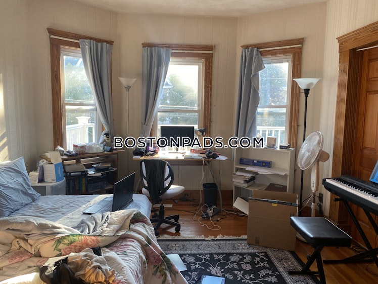 Bristol Rd., Medford