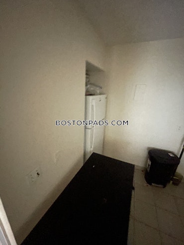 Boston - 1 Beds, 2 Baths