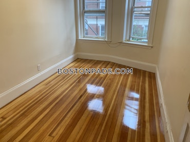 Boston - 3 Beds, 1 Baths