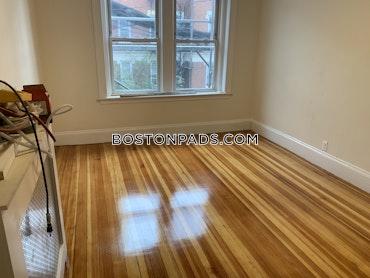 Boston - 3 Beds, 1 Baths