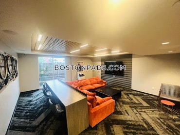 Boston - 2 Beds, 1 Baths