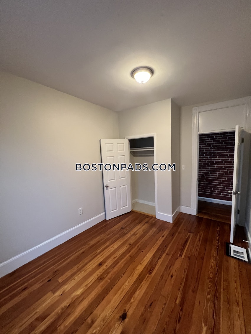 BOSTON - DORCHESTER - SAVIN HILL - 3 Beds, 2 Baths - Image 10