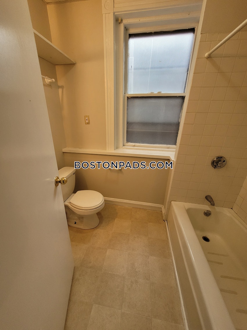 BOSTON - ALLSTON - 1 Bed, 1 Bath - Image 13