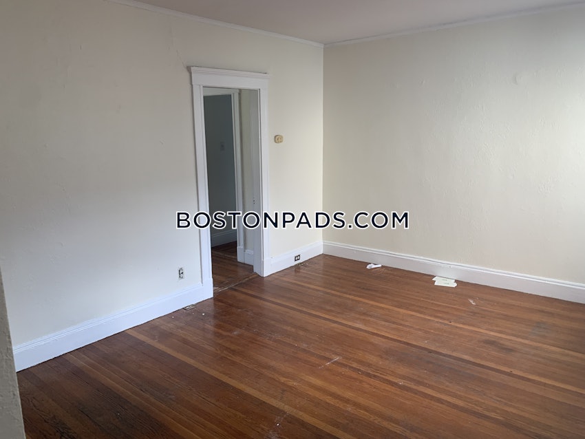 BOSTON - FENWAY/KENMORE - 1 Bed, 1 Bath - Image 7