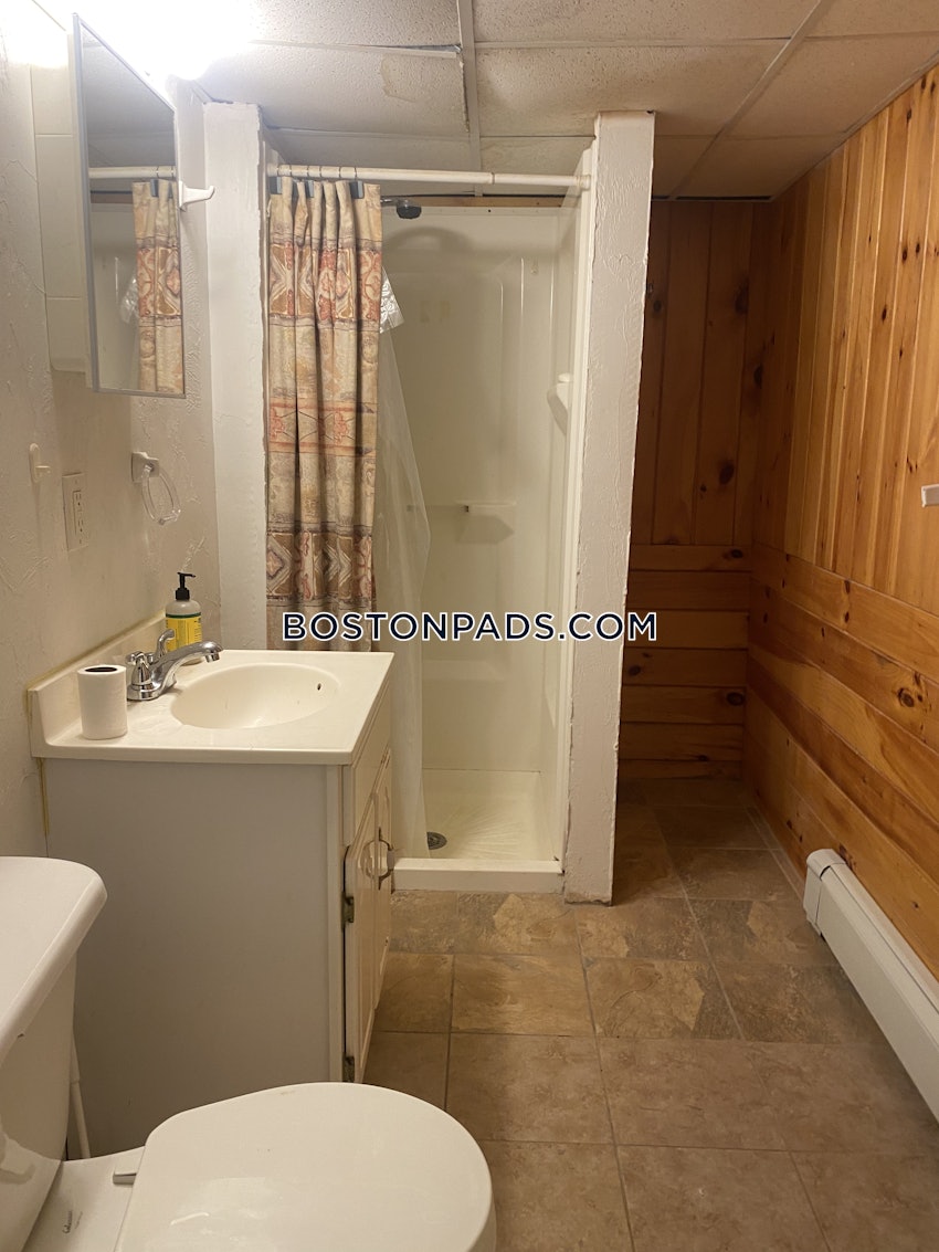 SOMERVILLE - TUFTS - 4 Beds, 2 Baths - Image 2