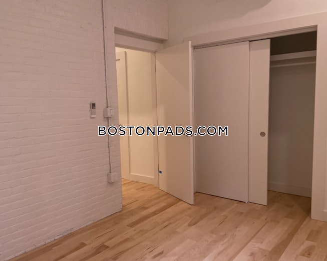 Boston - $2,900+ /mo