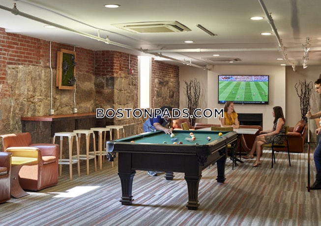 Boston - $2,900+ /mo