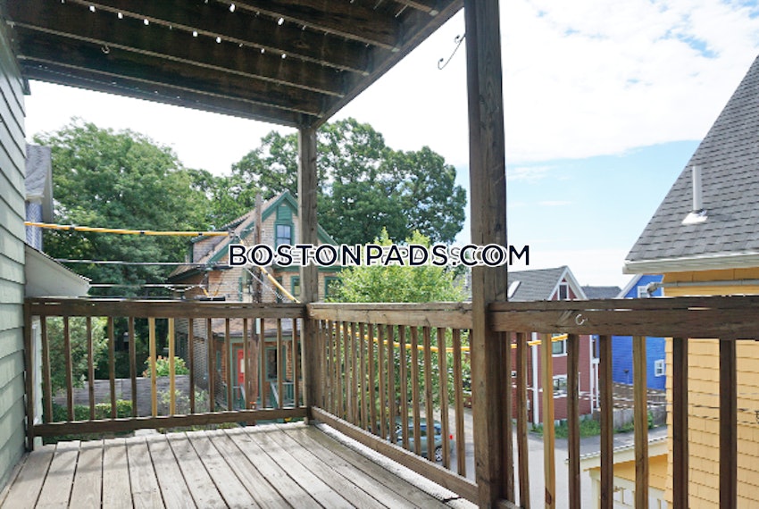 SOMERVILLE - SPRING HILL - 4 Beds, 1 Bath - Image 3