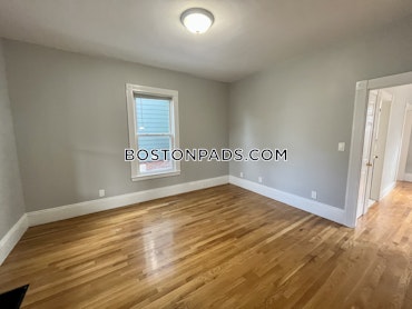 Boston - 5 Beds, 2 Baths