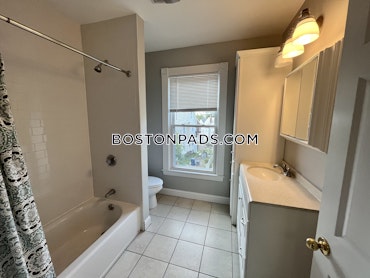 Boston - 5 Beds, 2 Baths