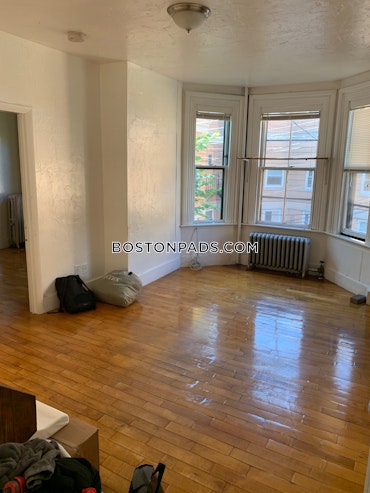 Boston - 3 Beds, 1 Baths