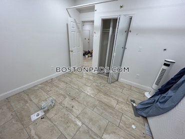 Boston - 4 Beds, 2 Baths