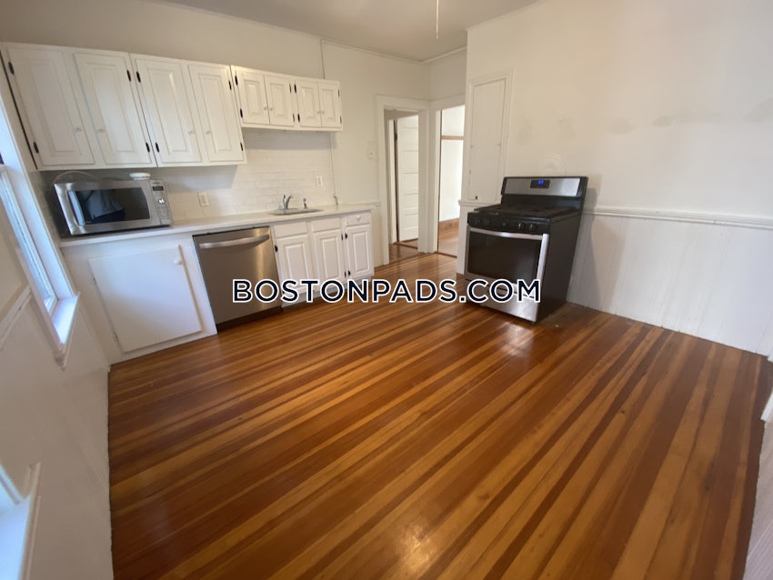 CAMBRIDGE - MT. AUBURN/BRATTLE/ FRESH POND - 3 Beds, 1 Bath - Image 1