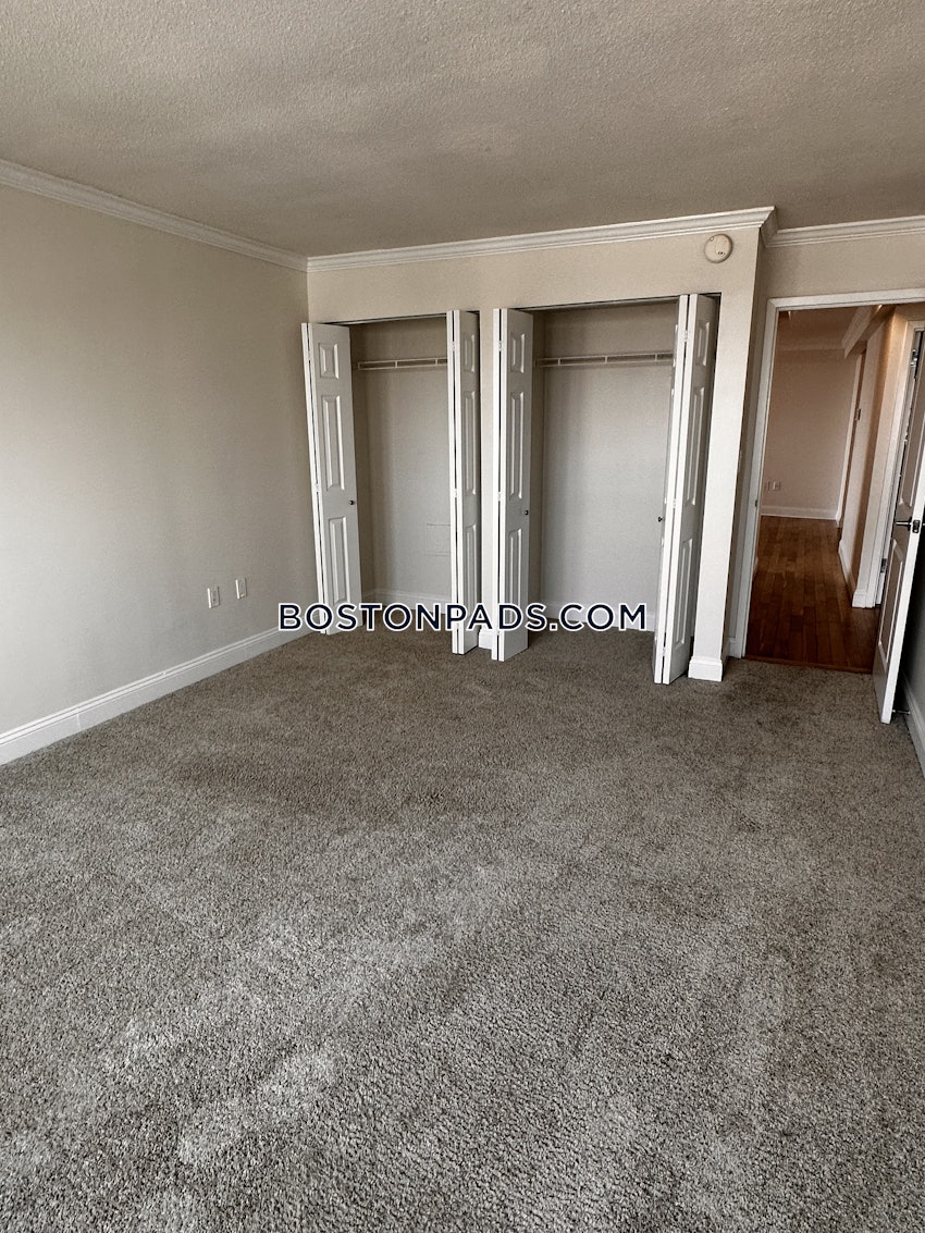 BOSTON - WEST END - 3 Beds, 2.5 Baths - Image 13