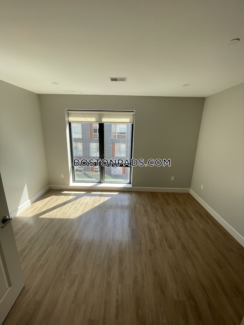 CAMBRIDGE- EAST CAMBRIDGE - 2 Beds, 2 Baths - Image 10