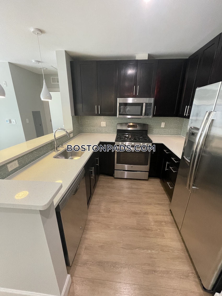 CAMBRIDGE- EAST CAMBRIDGE - 2 Beds, 2 Baths - Image 4