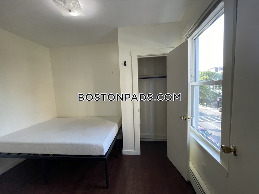 BOSTON - MISSION HILL - 3 Beds, 1 Bath - Image 20