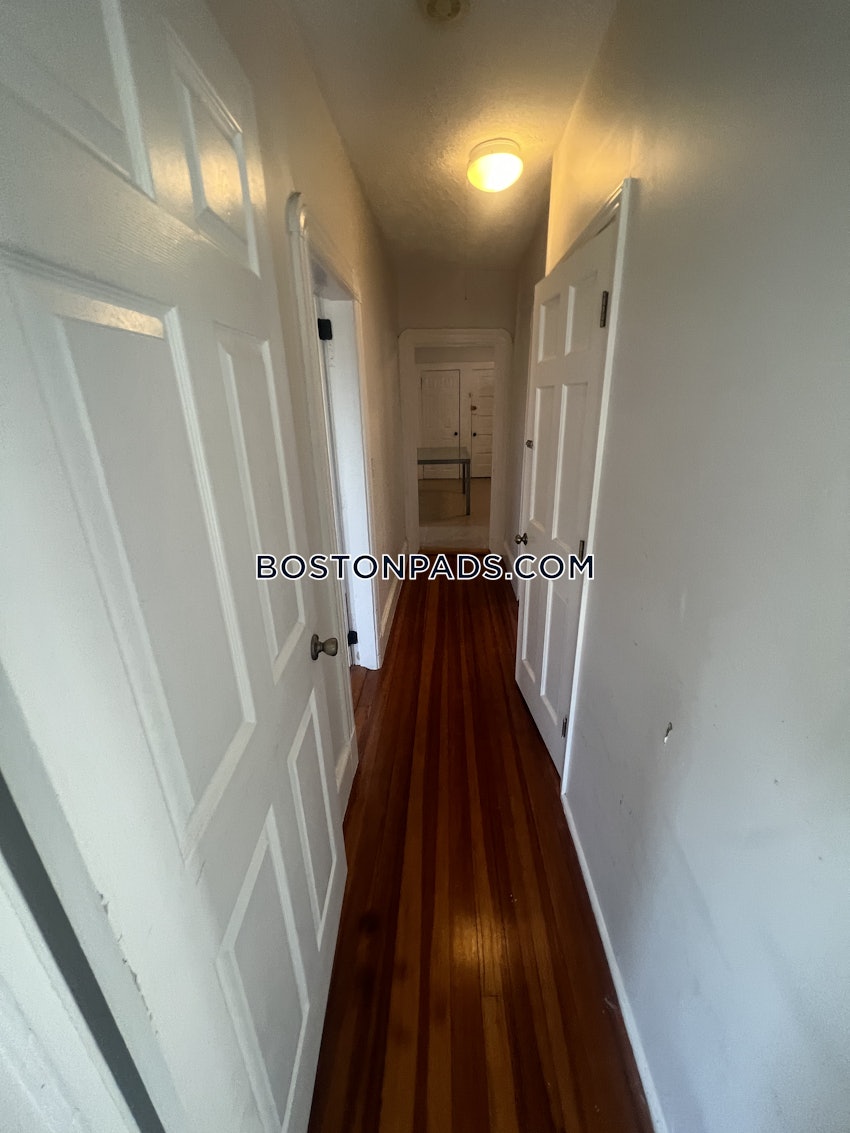 SOMERVILLE - DAVIS SQUARE - 2 Beds, 1 Bath - Image 11