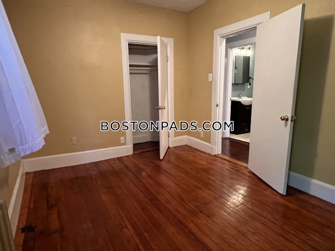 Boston - $4,400+ /mo