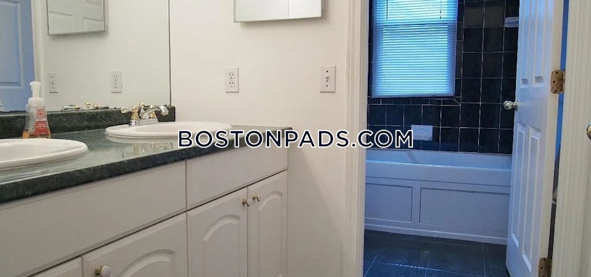 BOSTON - BRIGHTON - OAK SQUARE - 4 Beds, 2.5 Baths - Image 15