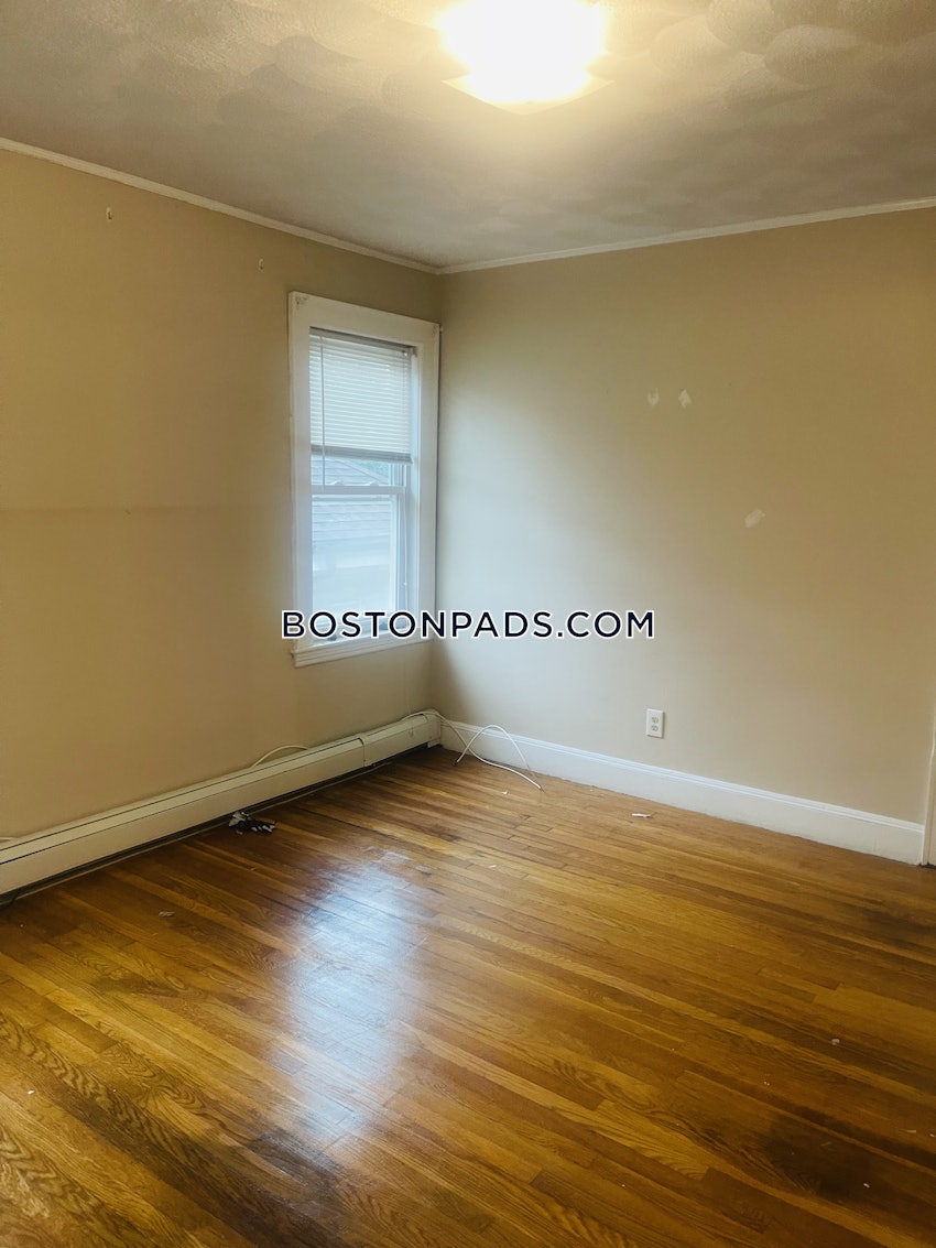 BOSTON - DORCHESTER - NEPONSET - 3 Beds, 1 Bath - Image 2