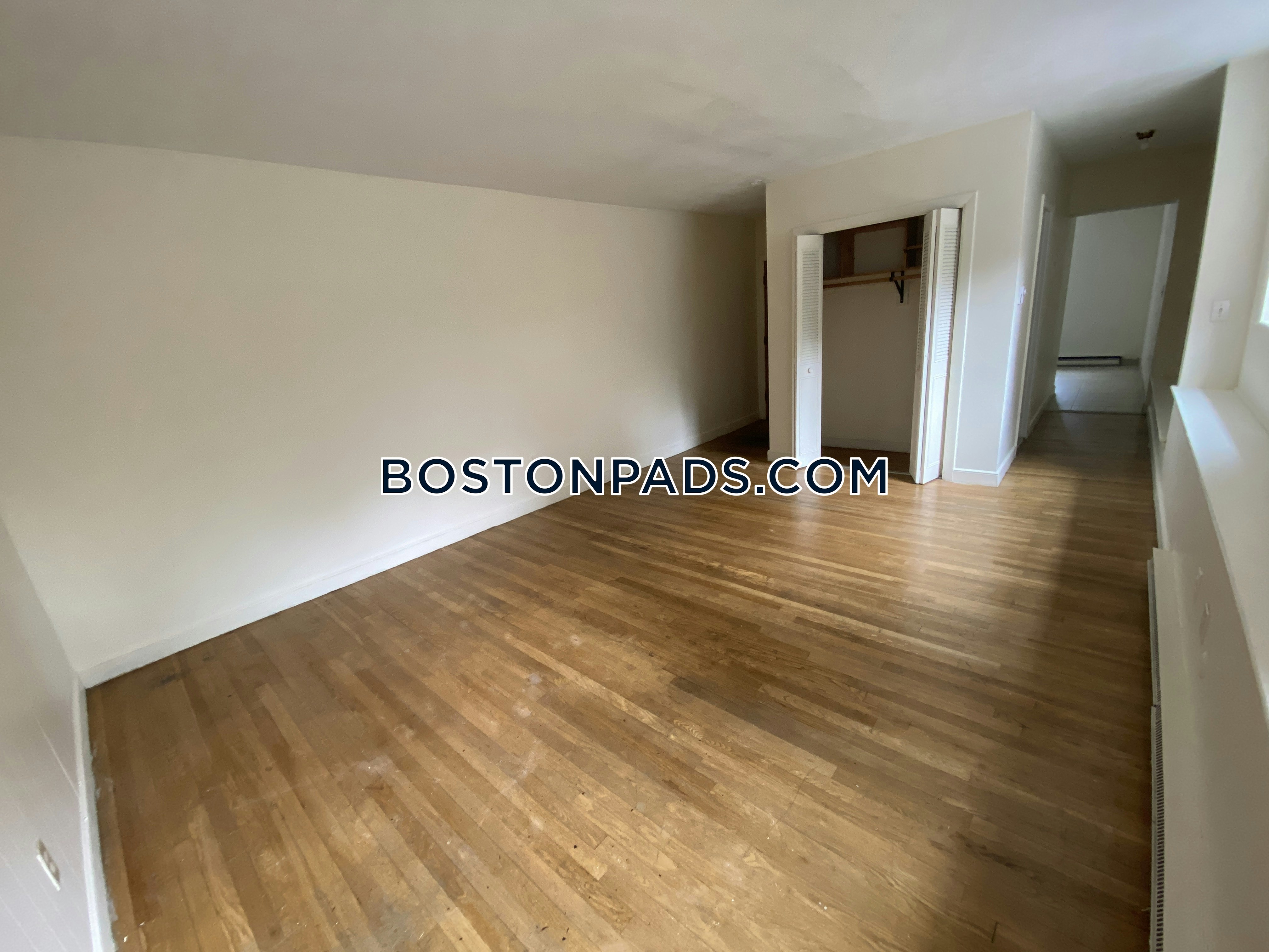 Boston - 0 Beds, 1 Baths