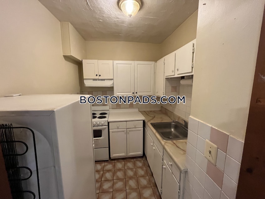 BOSTON - ALLSTON - 2 Beds, 1 Bath - Image 1