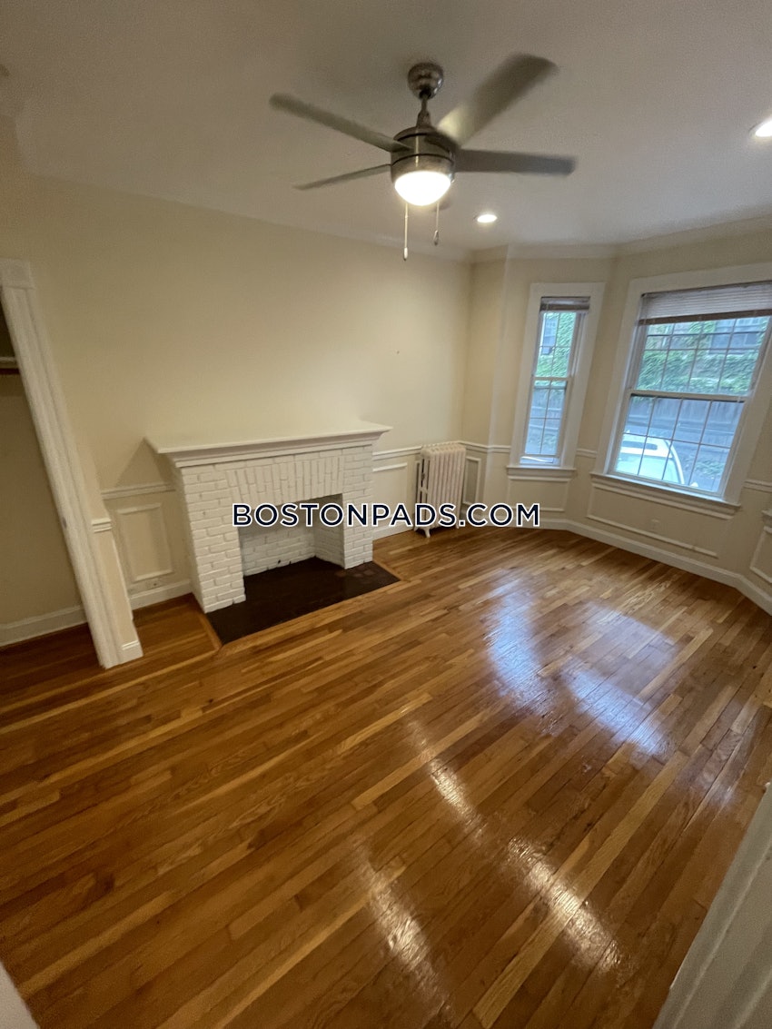 BOSTON - ALLSTON - 1 Bed, 1 Bath - Image 12